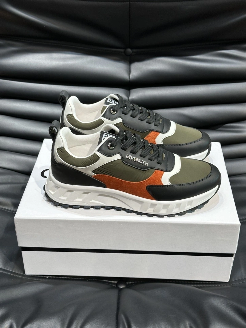 Timeless Gxvxnchy Sneakers 154655