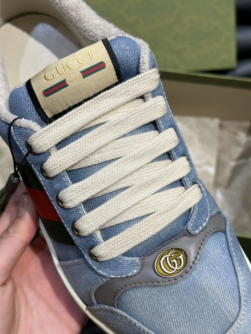 Versatile Gxccx Sneakers 165940