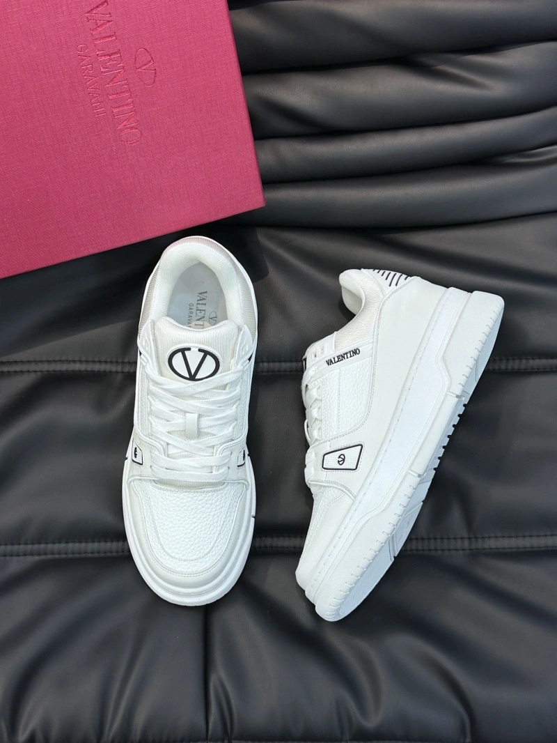 Modern Vxlxntino Sneakers 232900