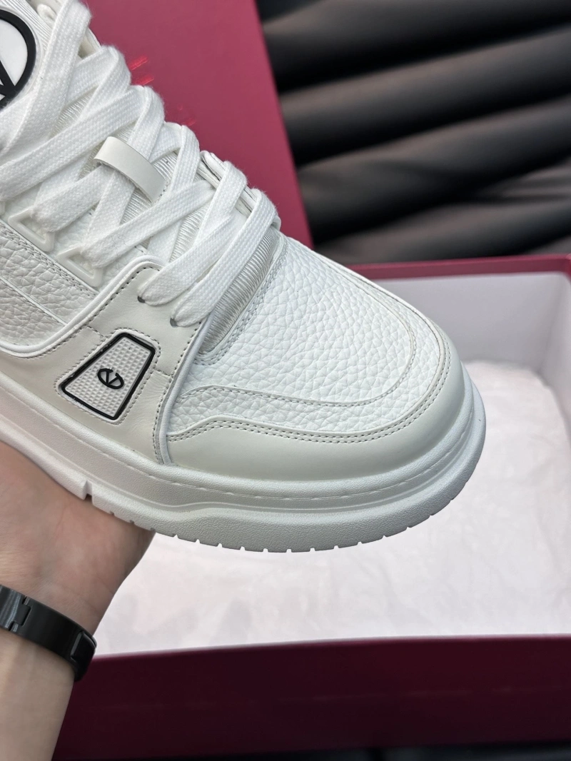 Modern Vxlxntino Sneakers 232900