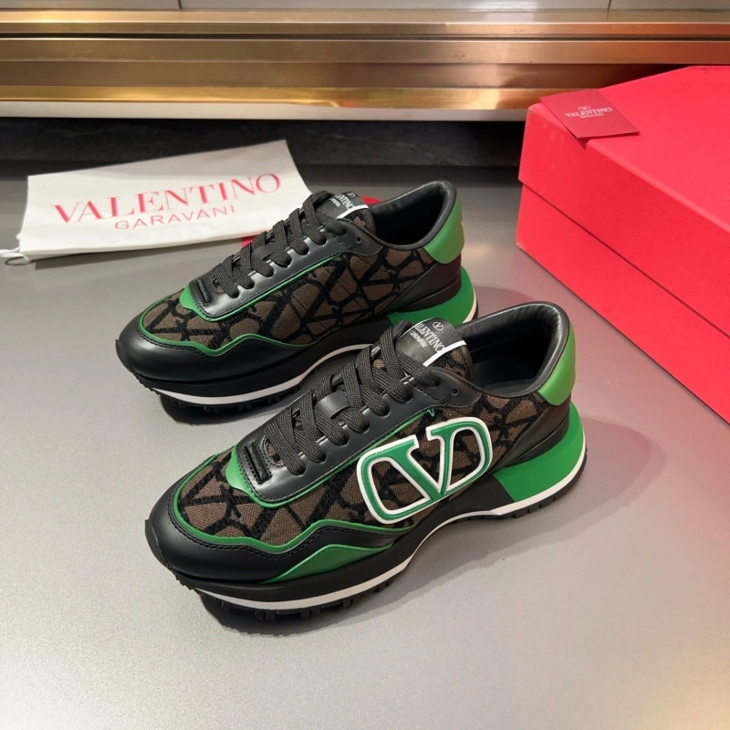 Unique Vxlxntino Sneakers 232896