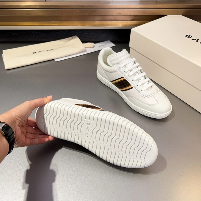 Sophisticated Bxrbxrry Sneakers 115496