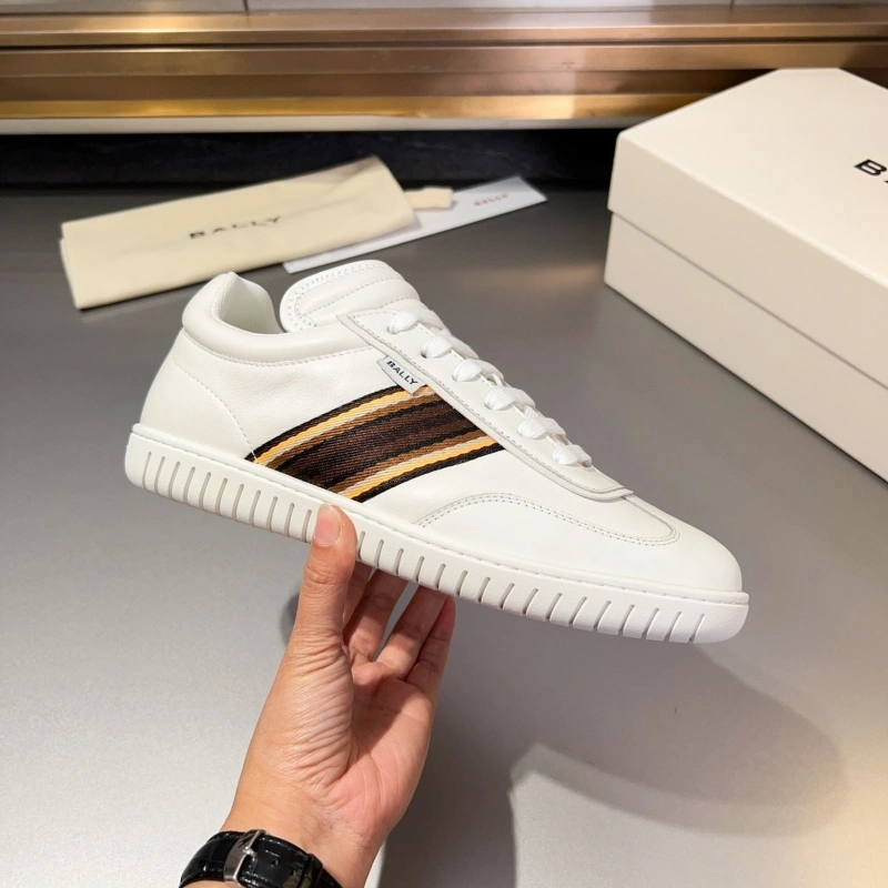 Sophisticated Bxrbxrry Sneakers 115496