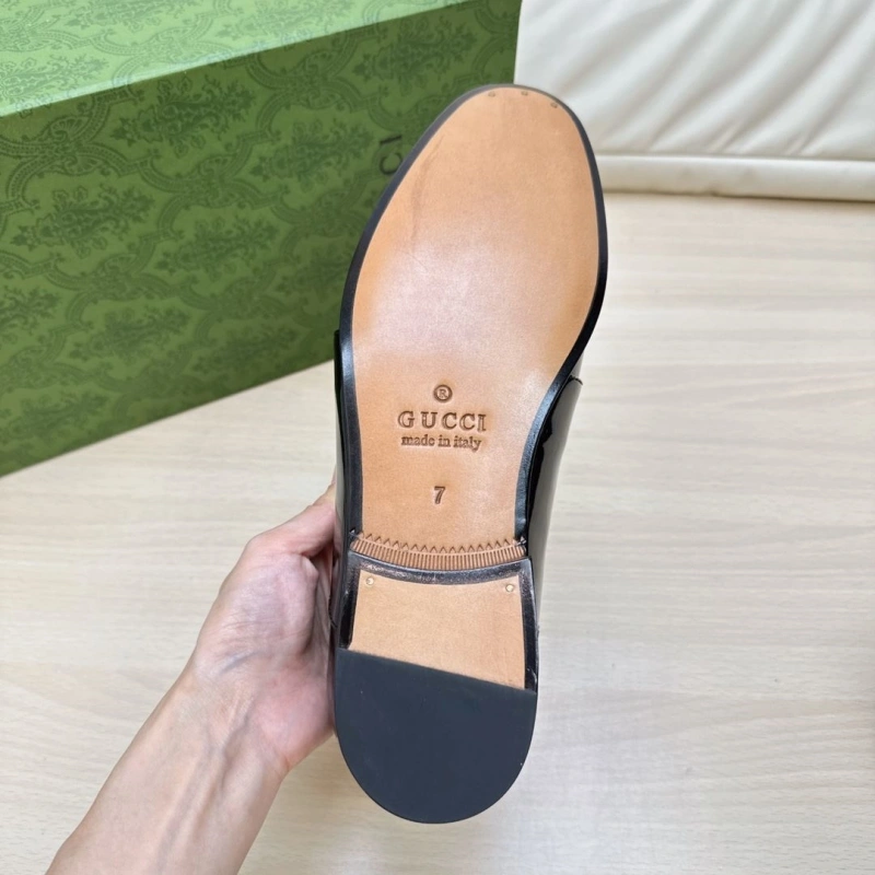 Trendy Gxccx Leather Shoes 166616