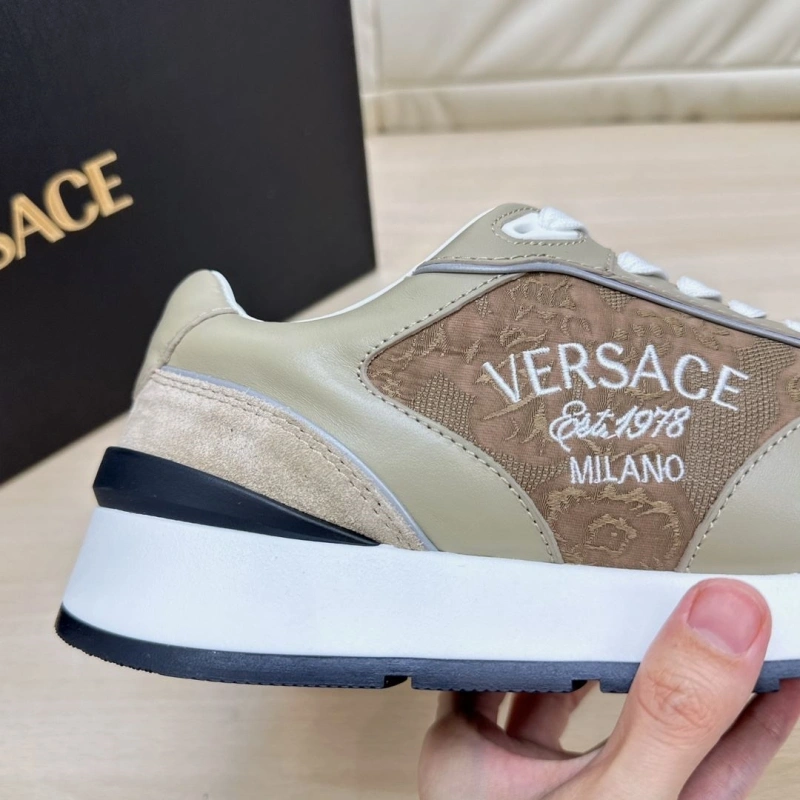 Gxvxnchy Sneakers Trendsetting 154649