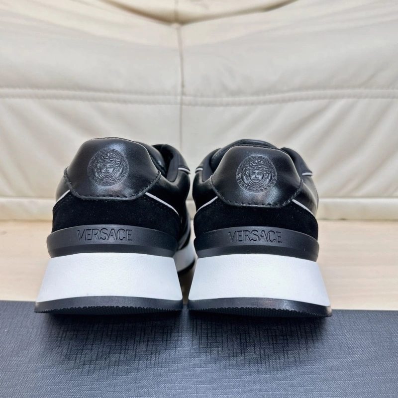 Minimalist Gxvxnchy Sneakers 154650