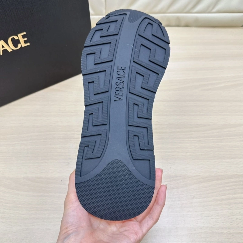 Gxvxnchy Sneakers Resilient 154648