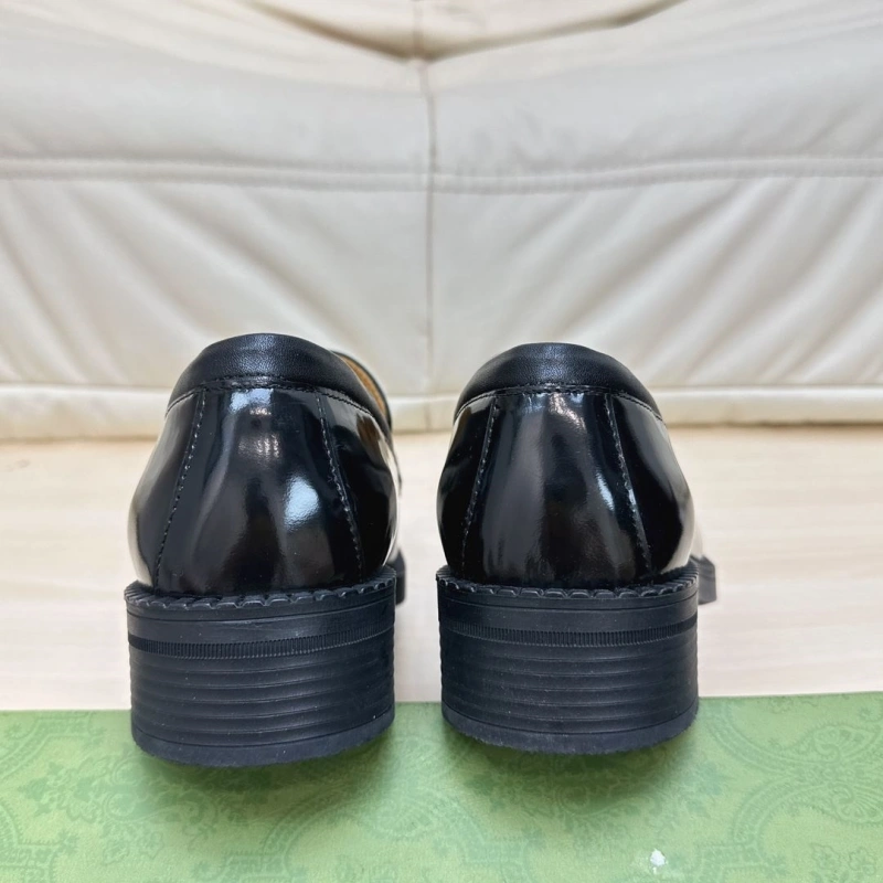 Flexible Gxccx Leather Shoes 166608