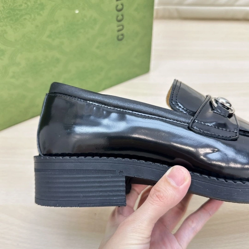 Resilient Gxccx Leather Shoes 166607