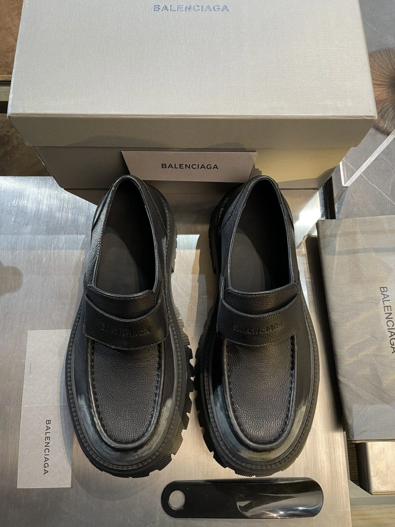 Comfortable Bxlxnciaga Leather Shoes 110471