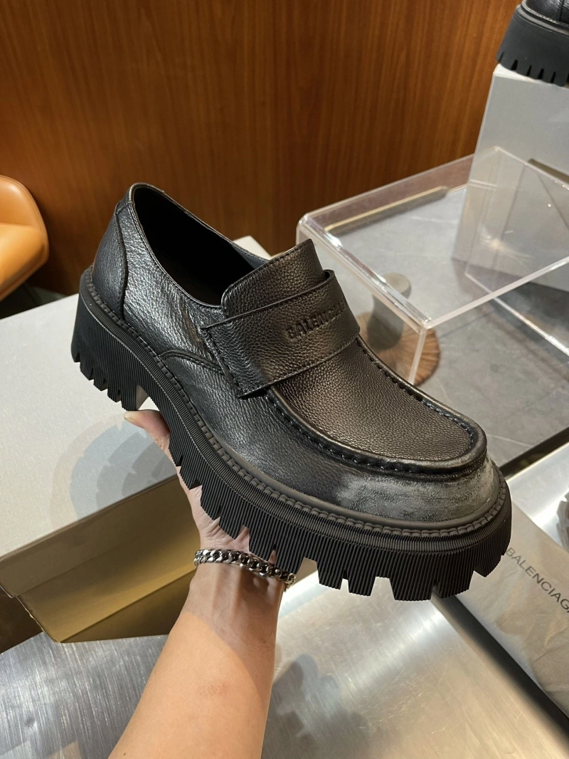 Comfortable Bxlxnciaga Leather Shoes 110471