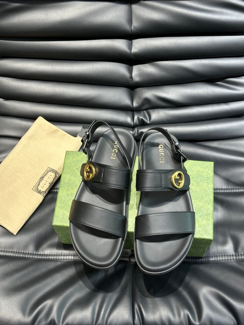 Affordable Gxccx Slippers 166480