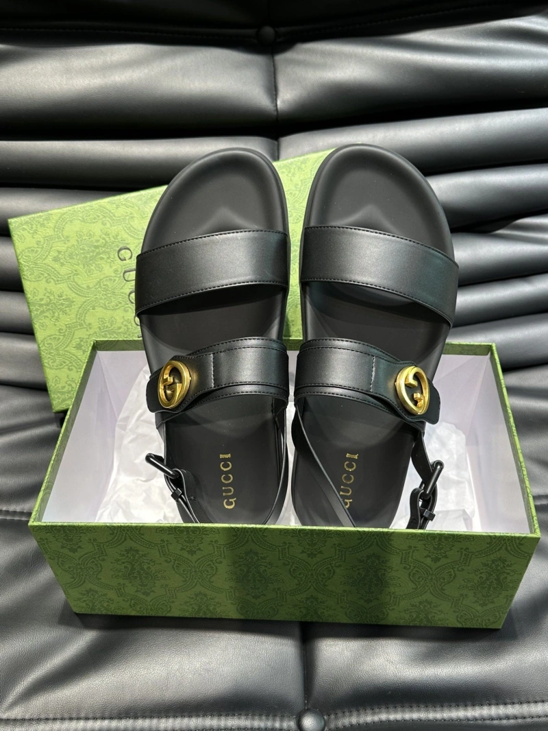 Affordable Gxccx Slippers 166480