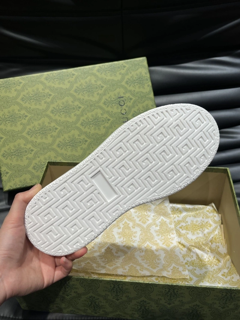 Gxccx Sneakers Sophisticated 165929