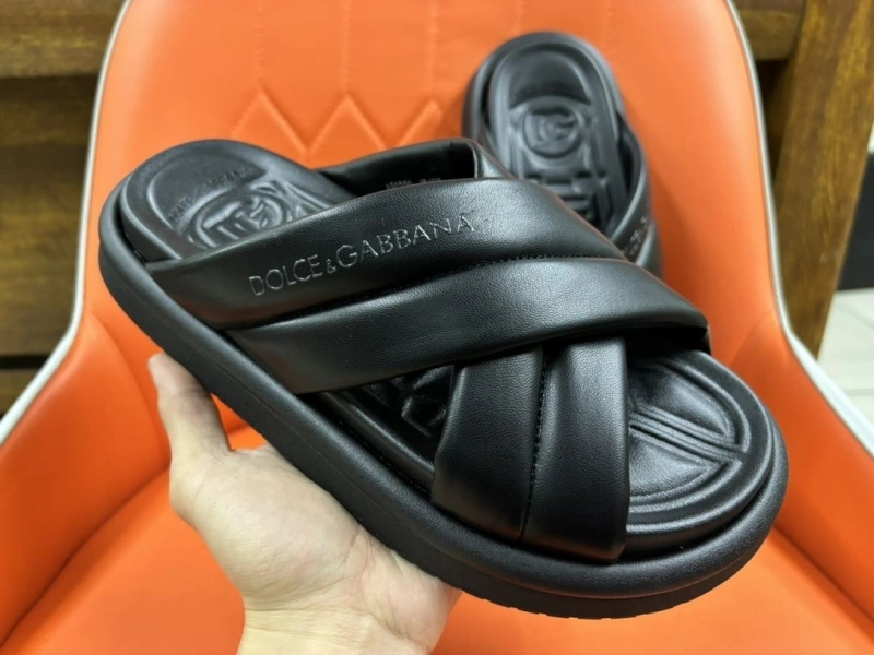 Elegant Gxccx Slippers 166477