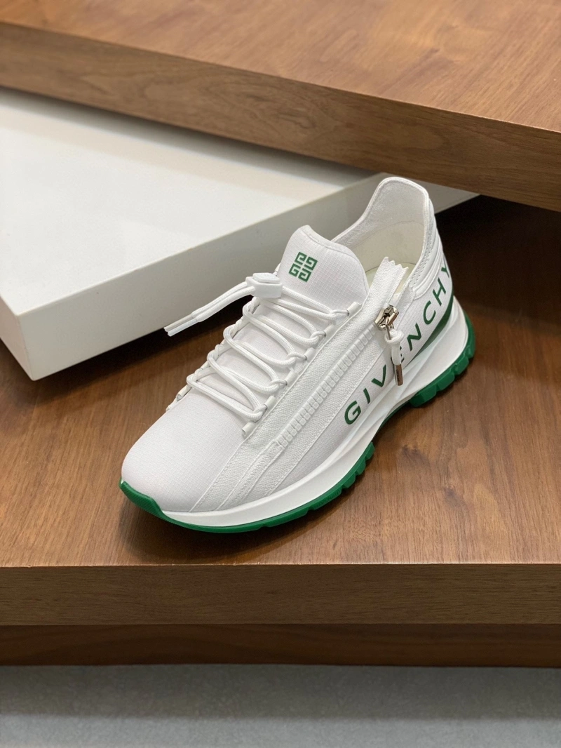 Classic Gxvxnchy Sneakers 154646