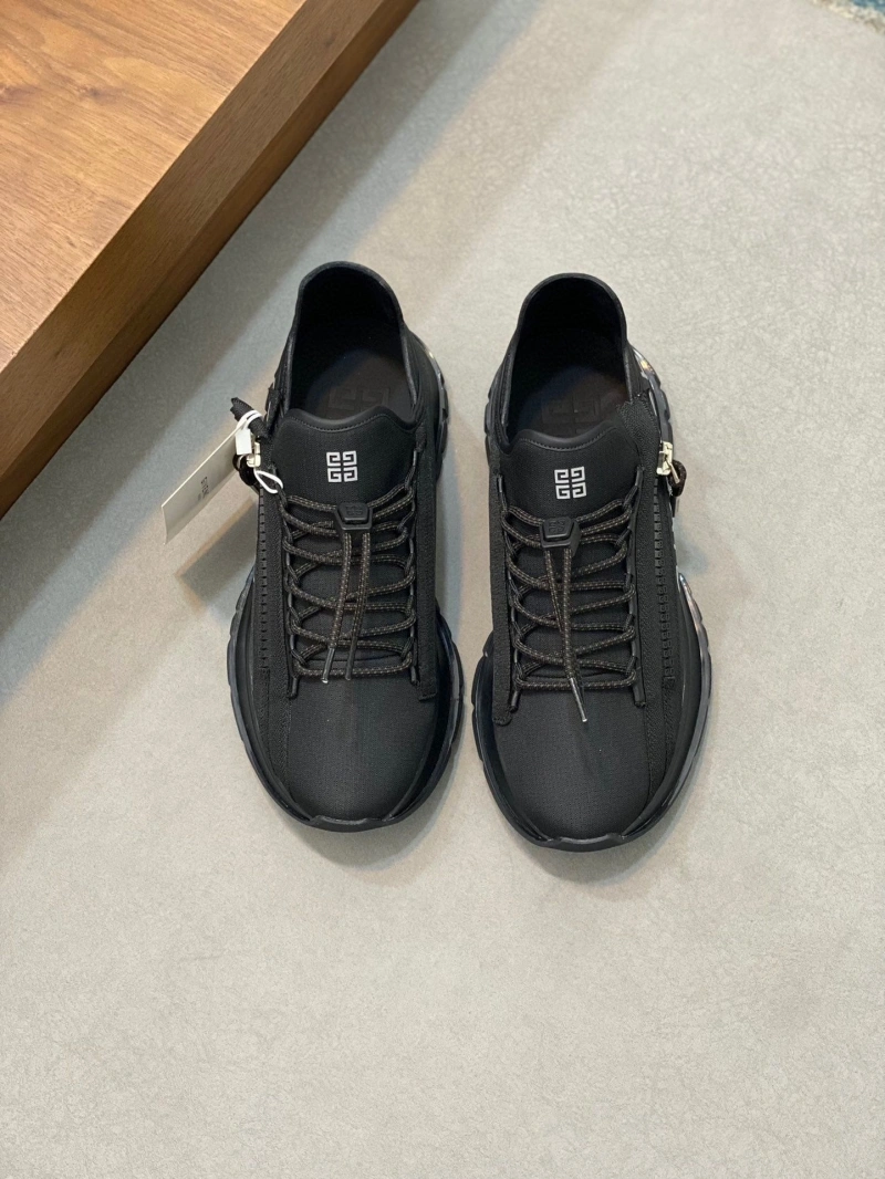 DailyWear Gxvxnchy Sneakers 154645