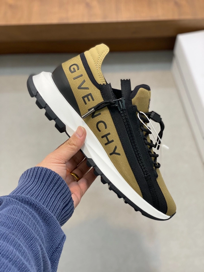 Gxvxnchy Sneakers Trendy 154644