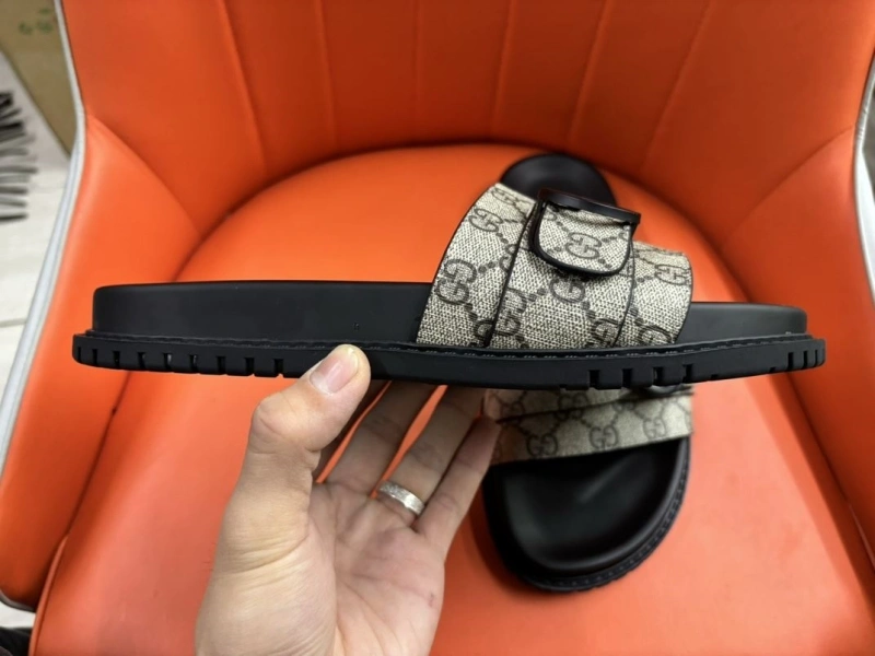 Bright Gxccx Slippers 166468