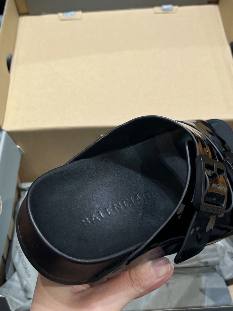 Bxlxnciaga Slippers Modern 110458