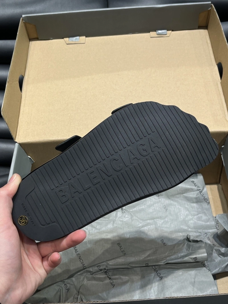 Bxlxnciaga Slippers Modern 110458