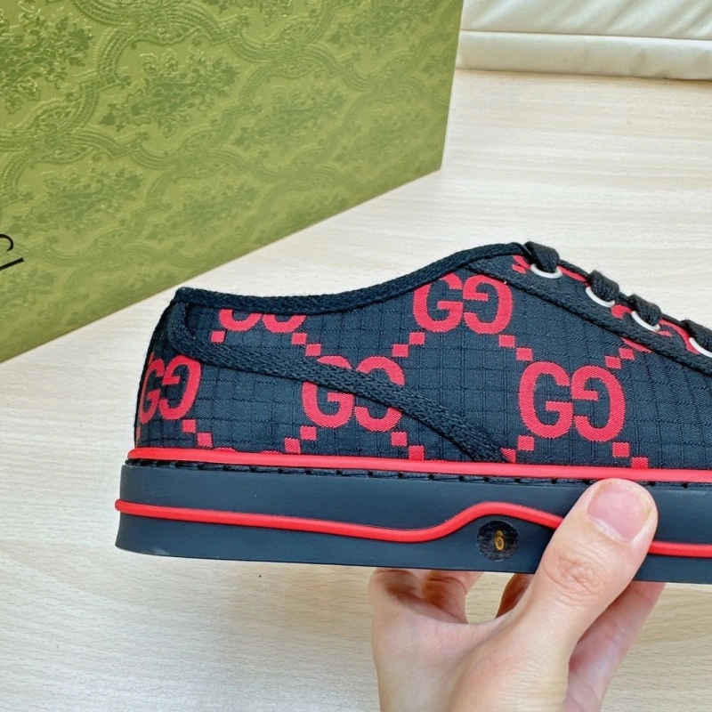 Lightweight Gxccx Sneakers 165922