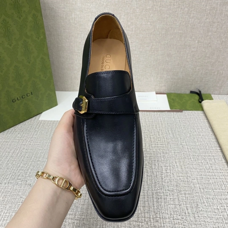 Versatile Gxccx Leather Shoes 166577