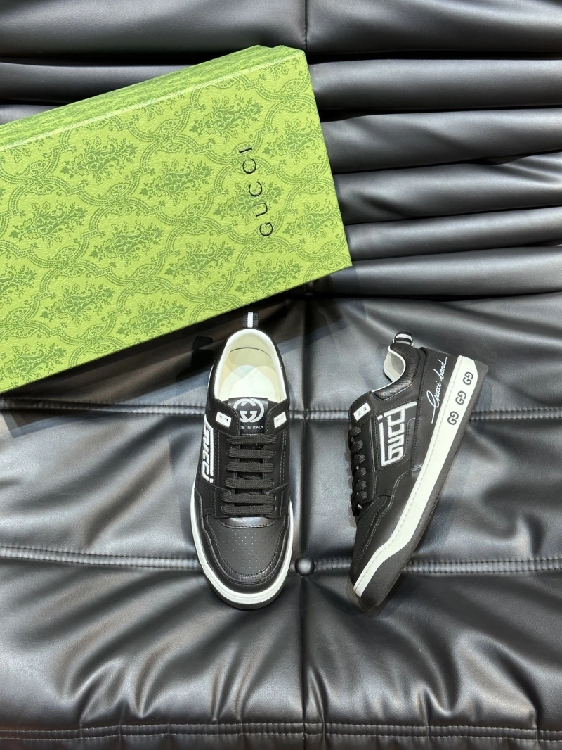 Vibrant Gxccx Sneakers 165915