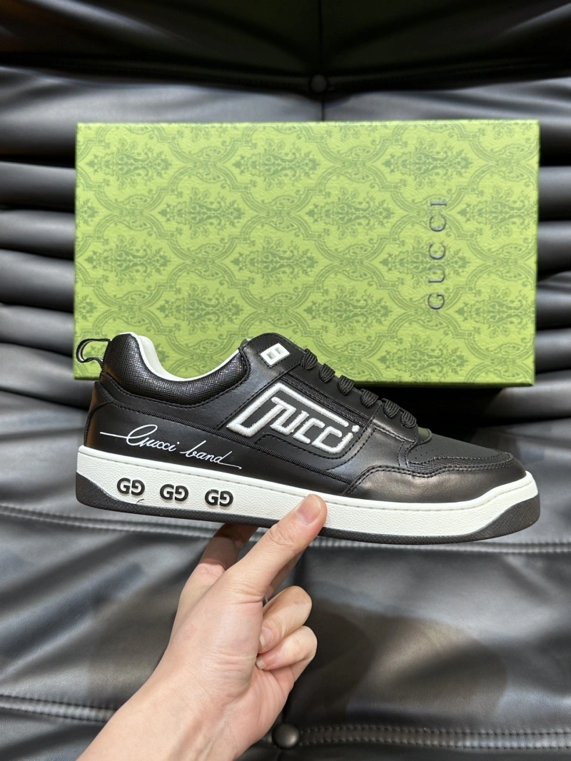 Vibrant Gxccx Sneakers 165915