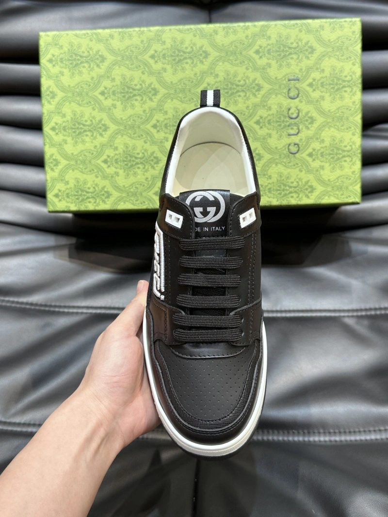 Vibrant Gxccx Sneakers 165915