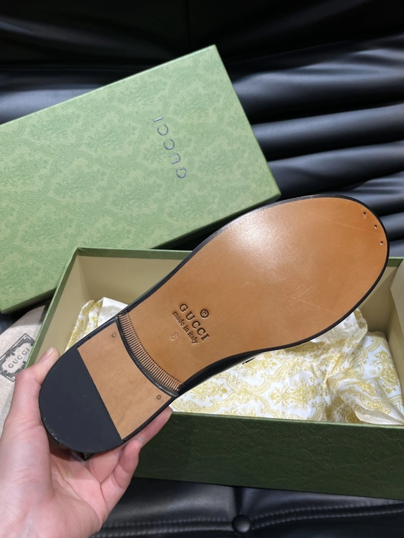 Timeless Gxccx Leather Shoes 166575