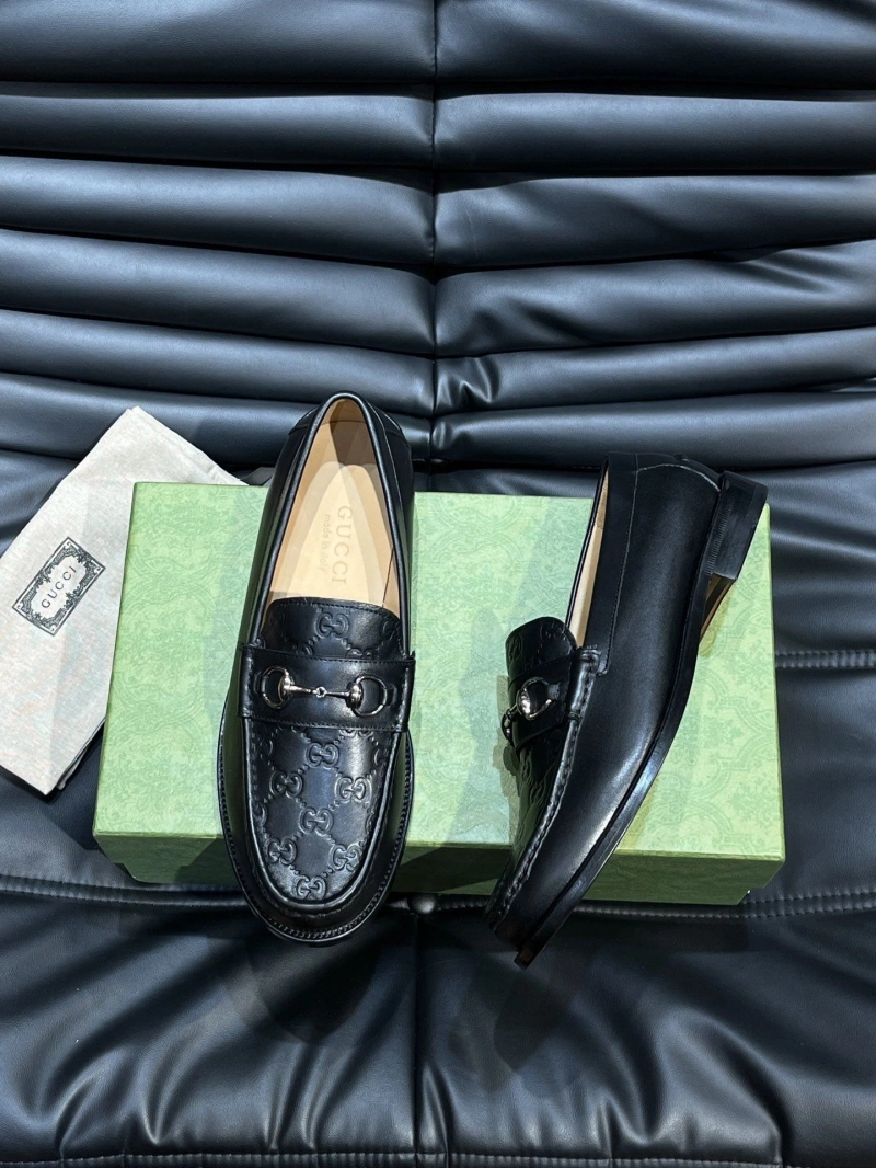 Elegant Gxccx Leather Shoes 166569