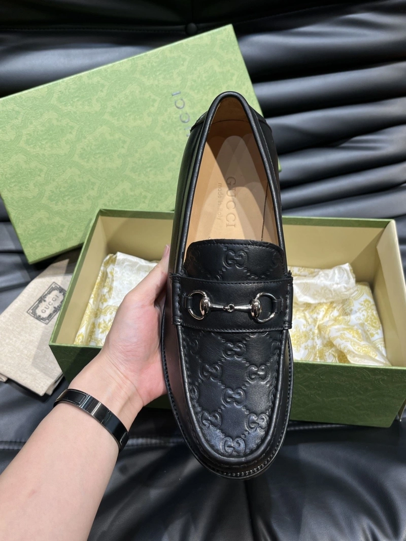 Elegant Gxccx Leather Shoes 166569