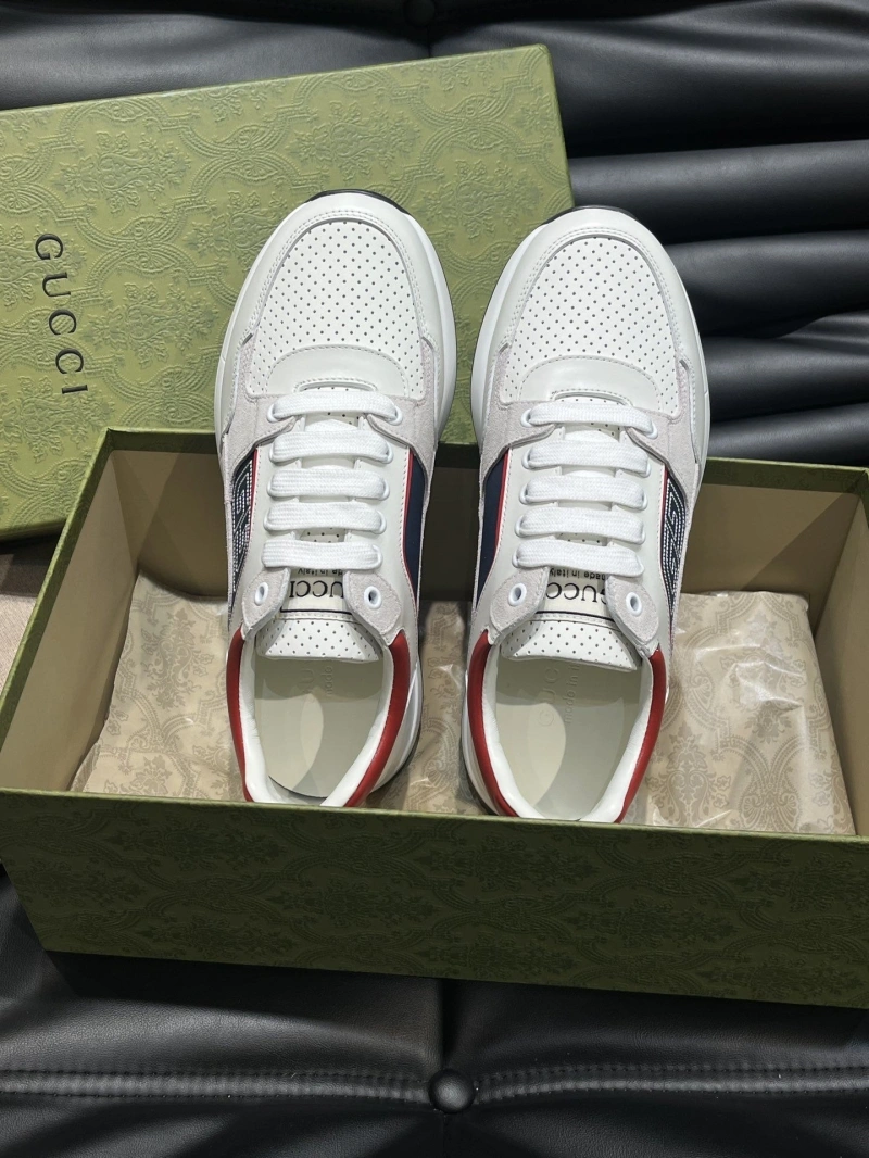 Versatile Gxccx Sneakers 165907