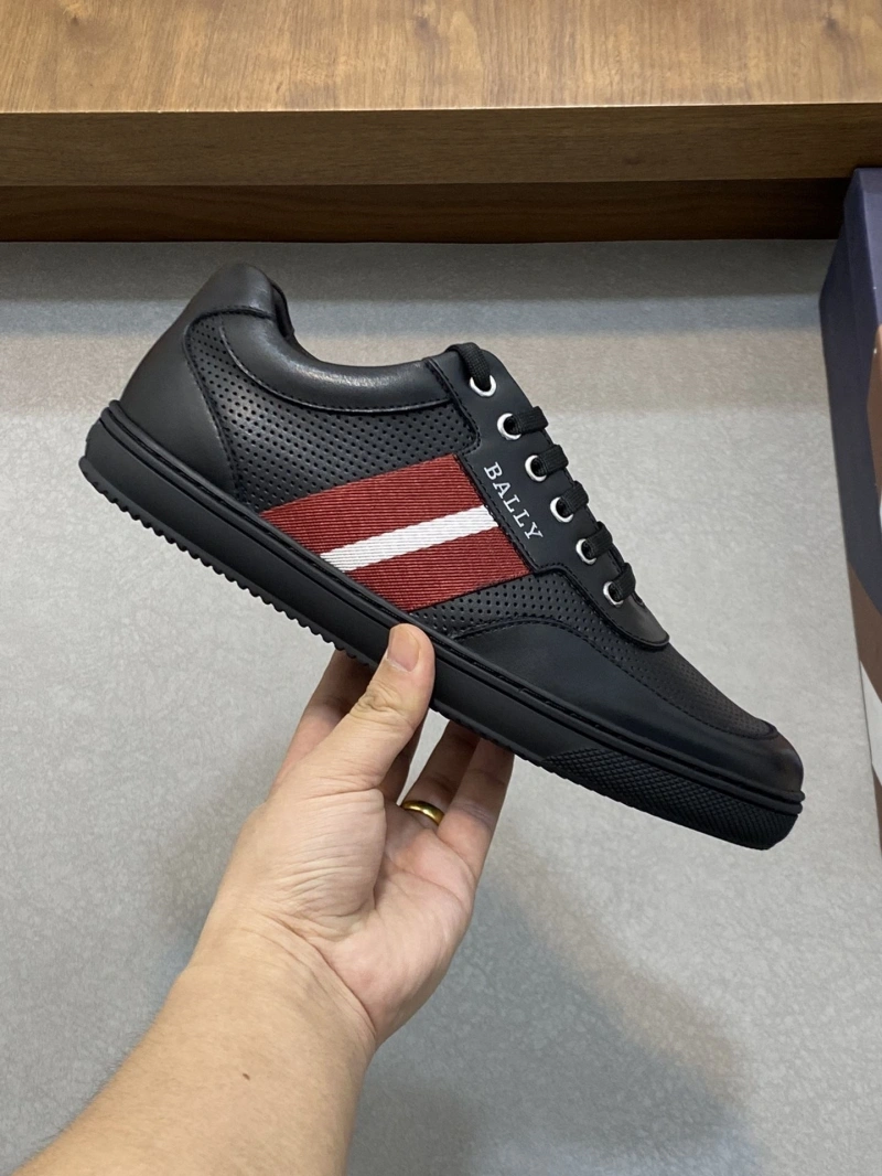 Trendy Bxrbxrry Sneakers 115490