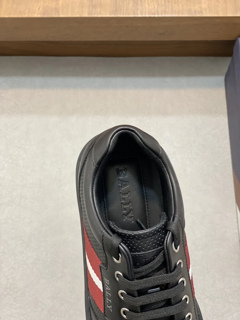Trendy Bxrbxrry Sneakers 115490