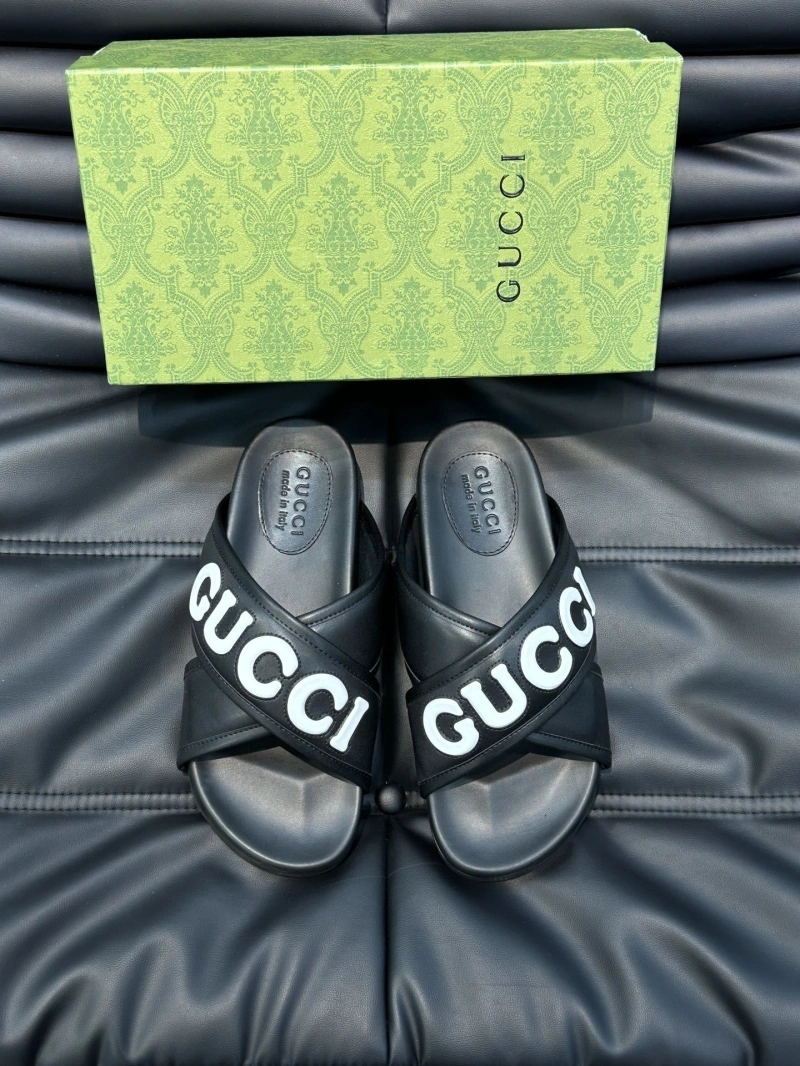 Elegant Gxccx Slippers 166460