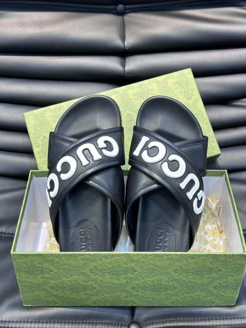 Elegant Gxccx Slippers 166460