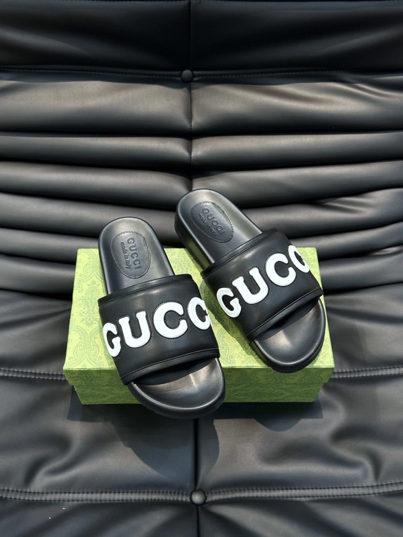 EyeCatching Gxccx Slippers 166455