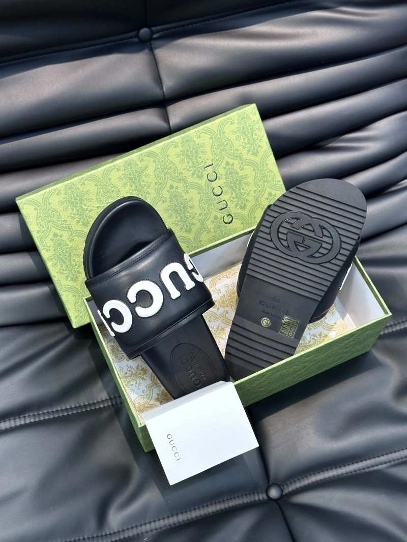 EyeCatching Gxccx Slippers 166455