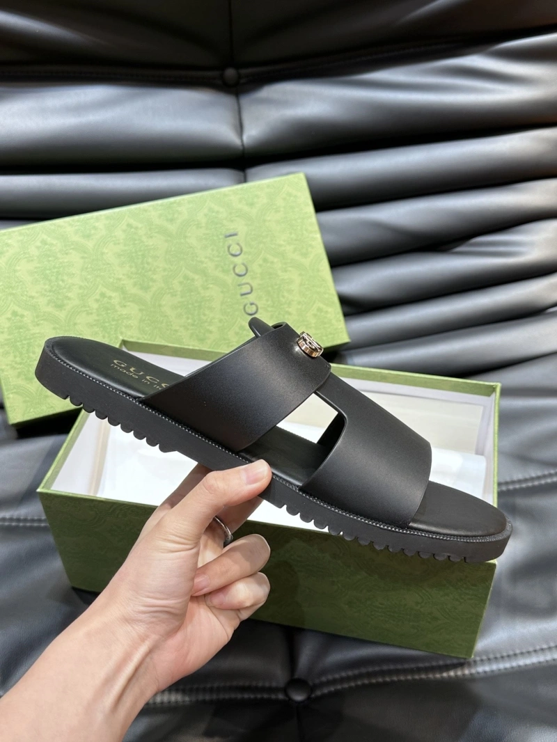 Resilient Gxccx Slippers 166447