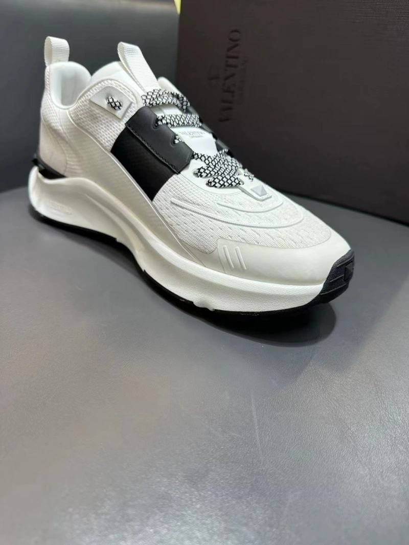 Classic Vxlxntino Sneakers 232883