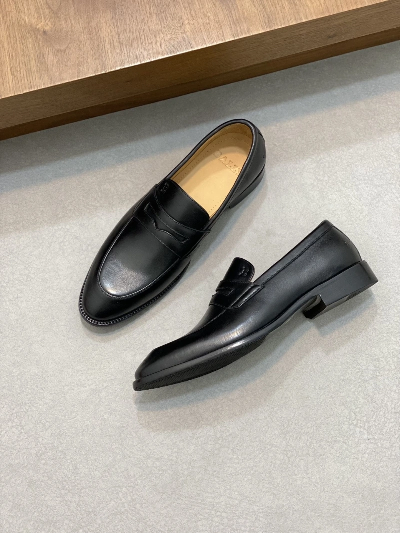 EyeCatching Bxrbxrry Leather Shoes 115609