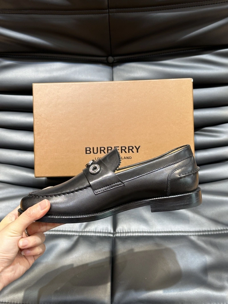 Versatile Bxrbxrry Leather Shoes 115599