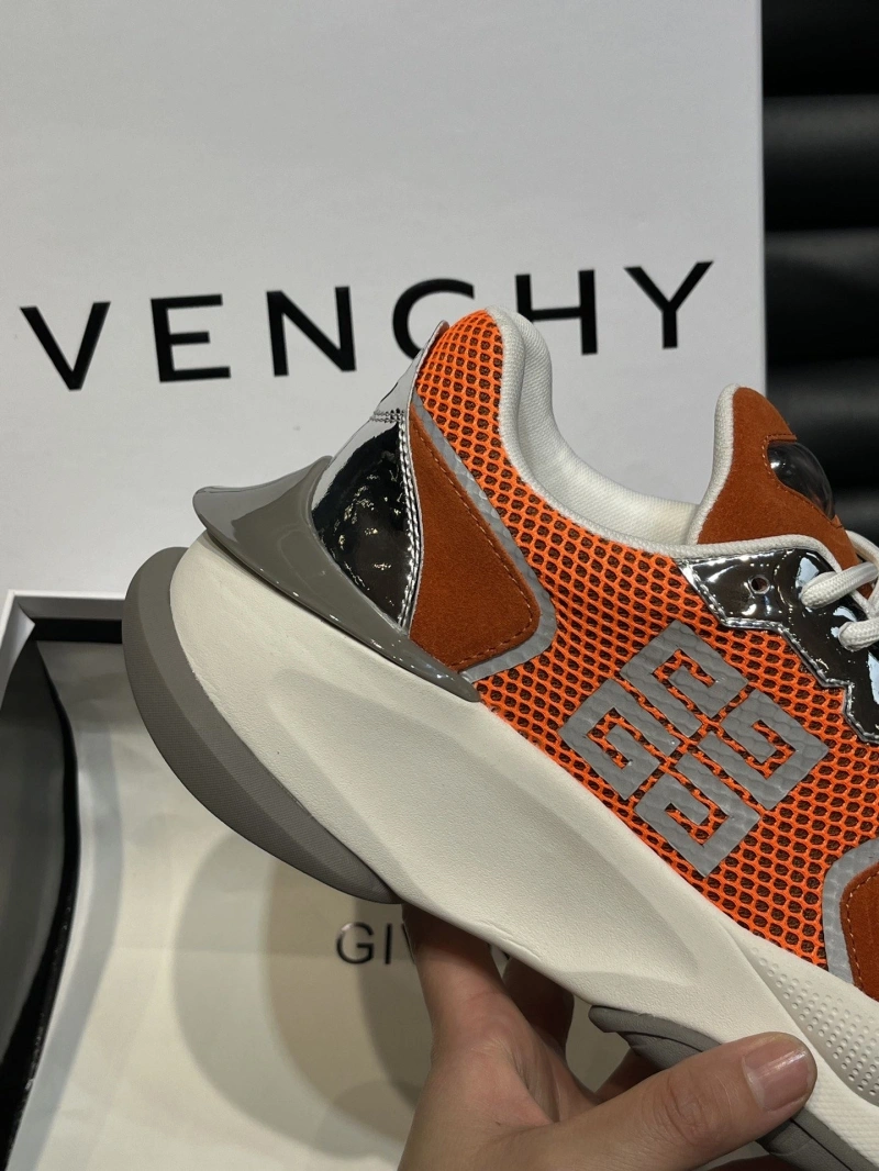 Gxvxnchy Sneakers Bright 154643