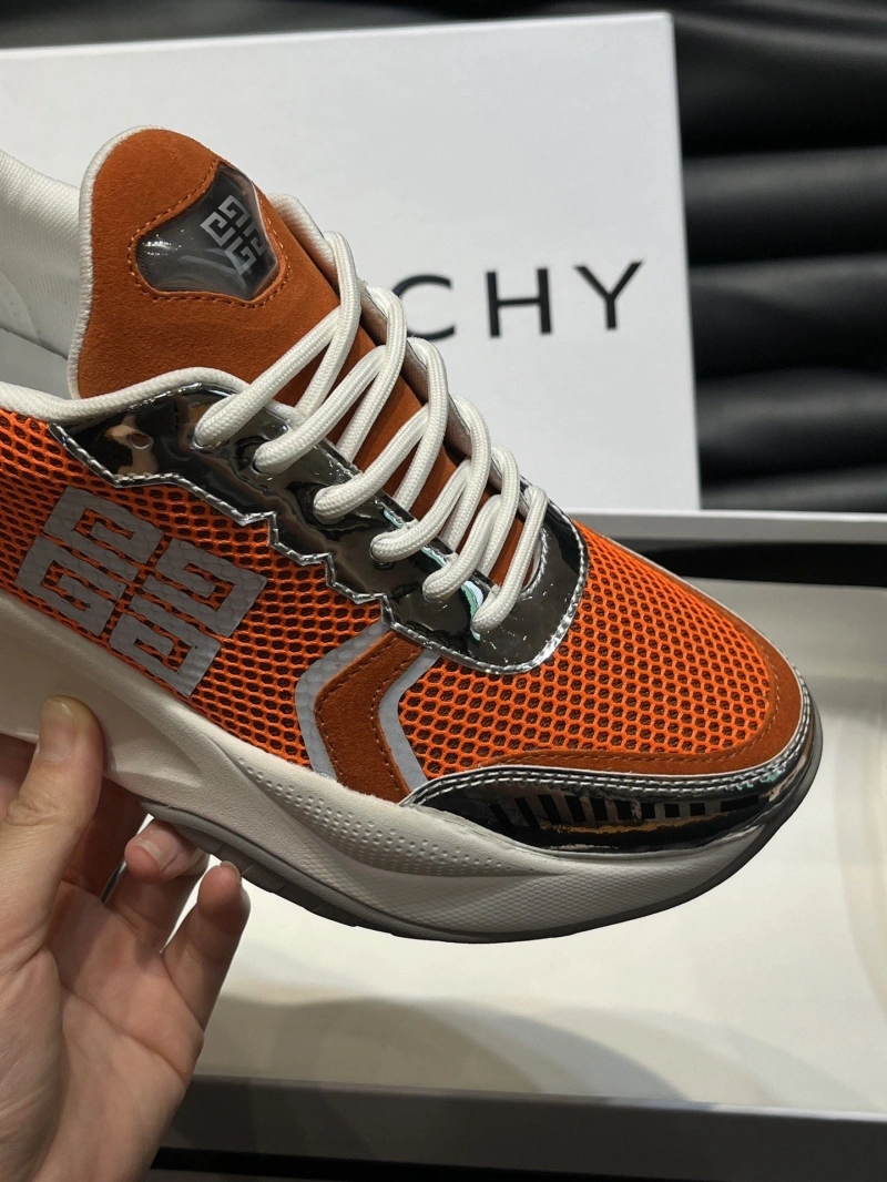 Gxvxnchy Sneakers Bright 154643