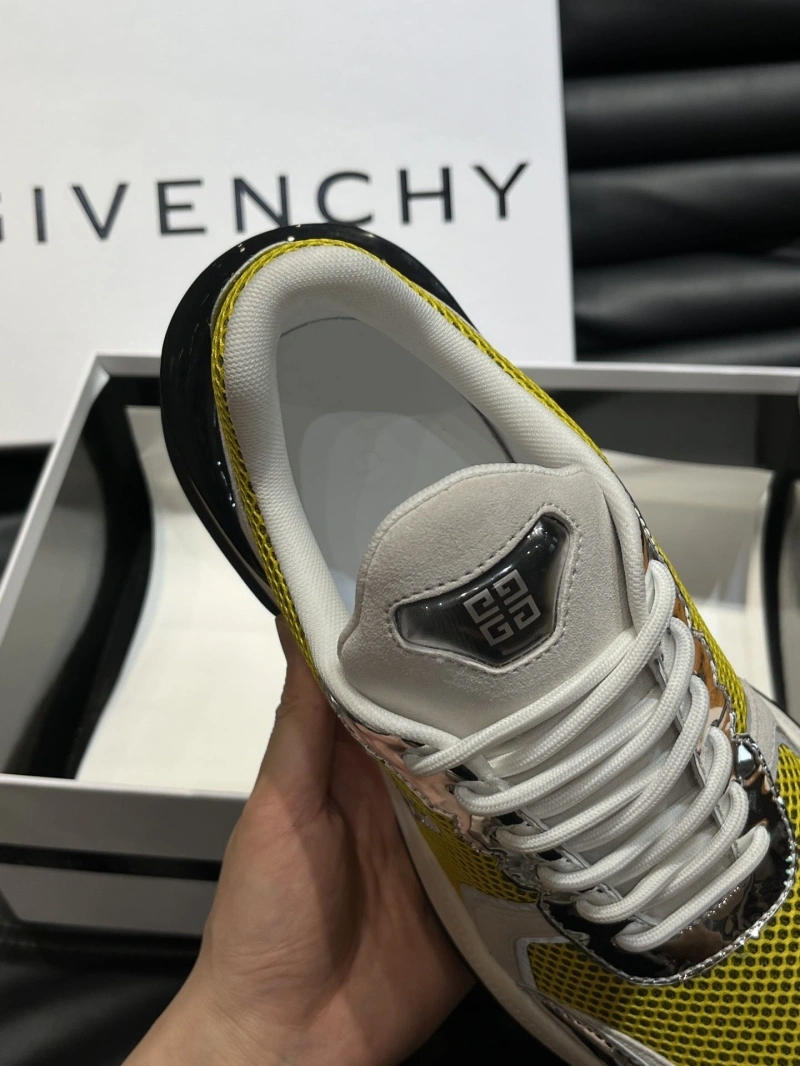 Gxvxnchy Sneakers UrbanStyle 154639