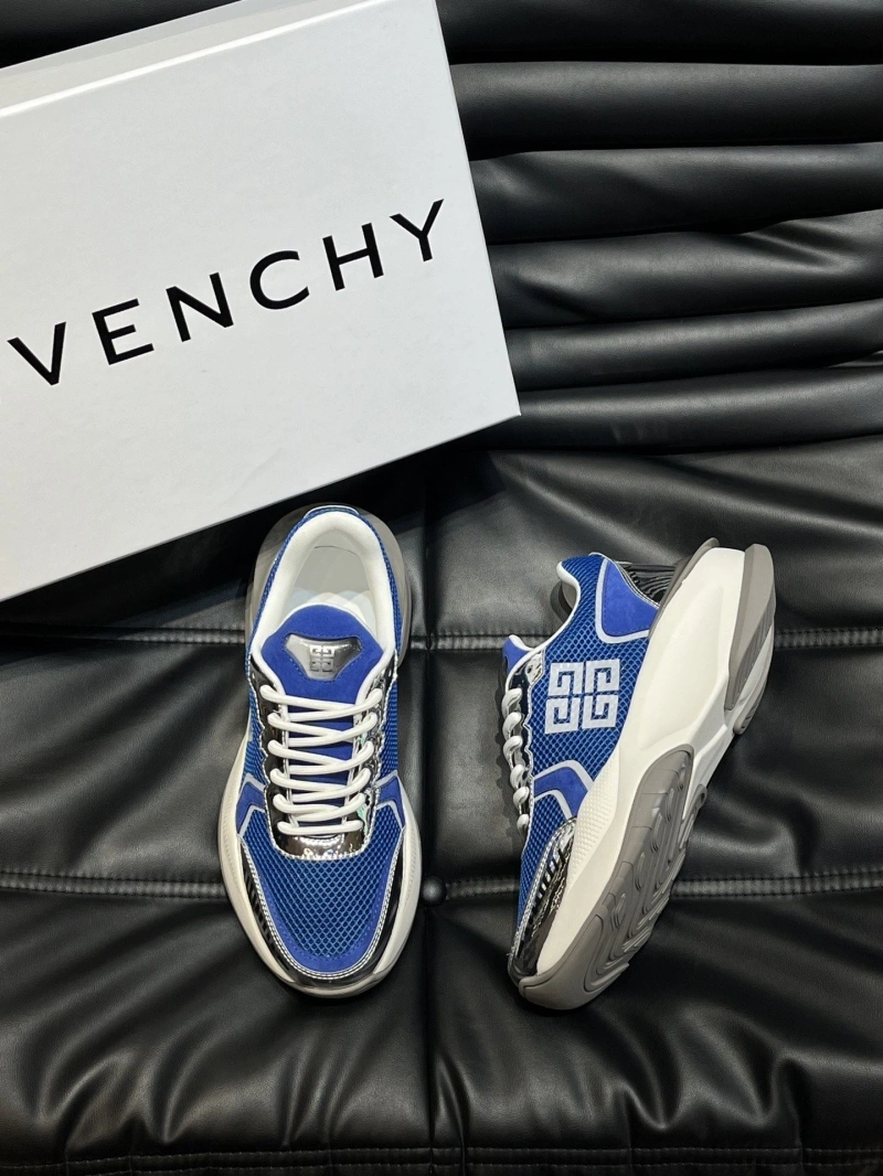 Compact Gxvxnchy Sneakers 154640