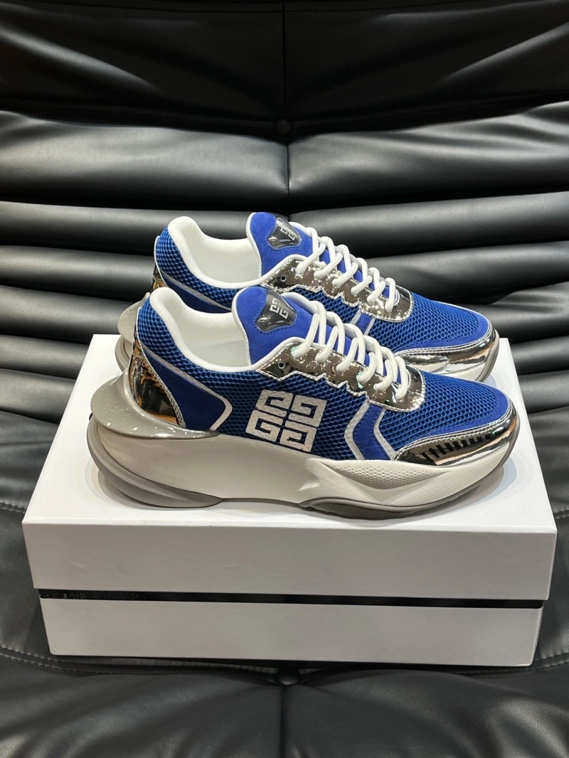 Compact Gxvxnchy Sneakers 154640