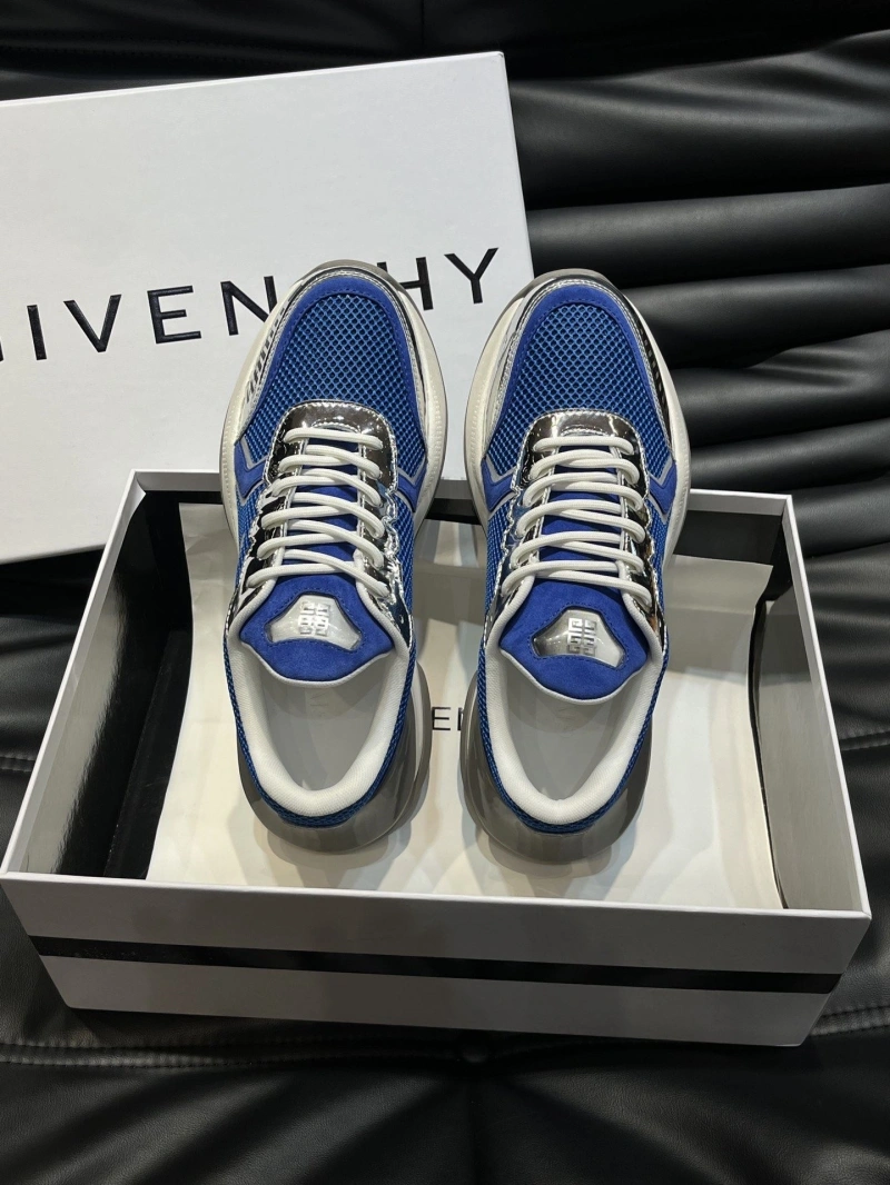 Compact Gxvxnchy Sneakers 154640